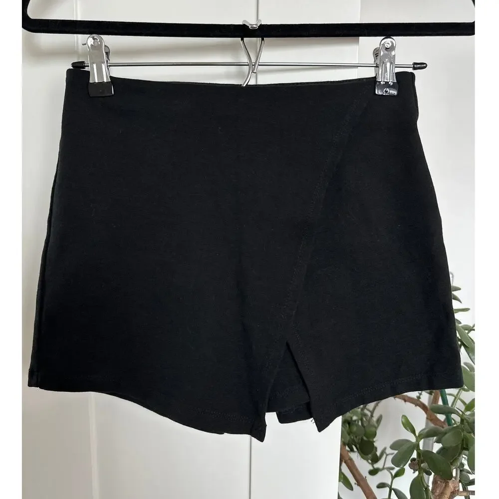 Brandy Melville Black Mini Skort, One Size, EUC